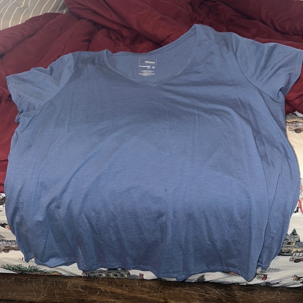 Sonoma brand T shirt